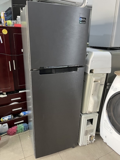 Tủ lạnh Samsung inverter RT25FARBDSA 255 lít tiết kiệm điện mới 95%