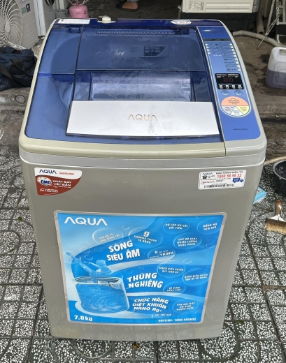 Máy giặt Aqua 7 Kg AQW-U700Z1T  mới 95%