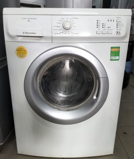 Máy giặt cũ  Electrolux EWF10751 7kg mới 90%