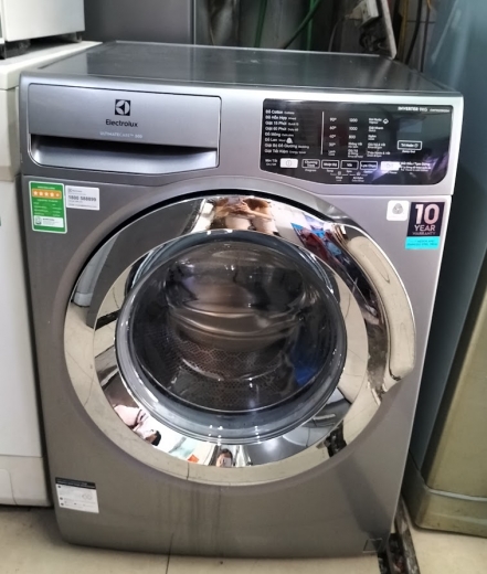 Máy giặt cũ Electrolux Inverter 9 Kg EWF9025BQSA  mới 95%