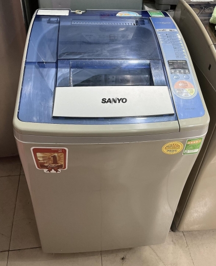 Máy giặt cũ Sanyo thùng nghiêng 7kg  lòng inox không rỉ mới 95%
