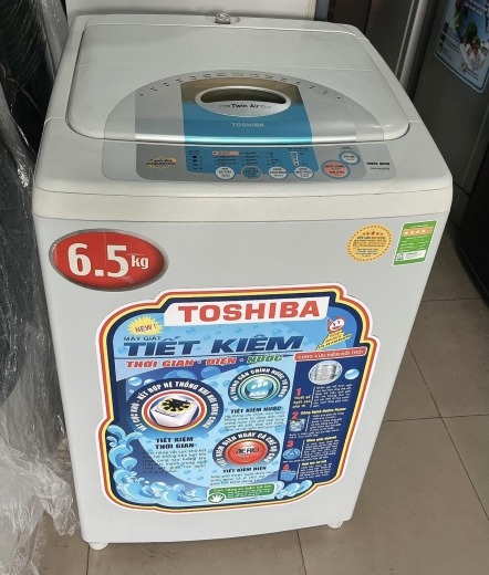 Máy giặt cũ Toshiba  6.5kg mới 95%
