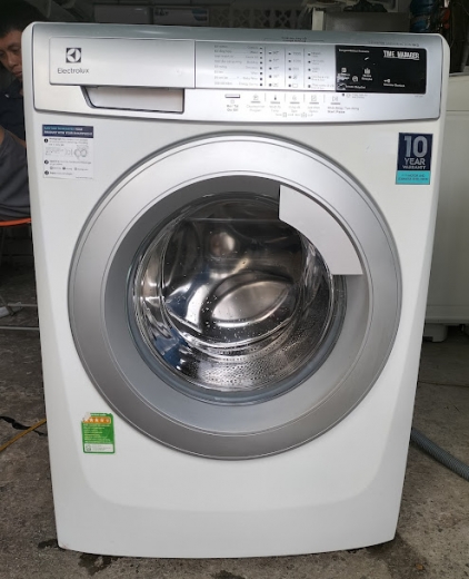 Máy giặt Electrolux Inverter 9kg EWF12944  mới 95%