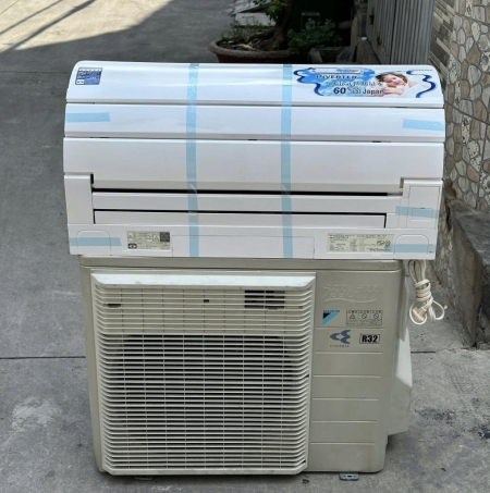 Máy lạnh Daikin URUSARA nội địa nhật inverter 1hp tiết kiệm điện Gas R32 mới 95%