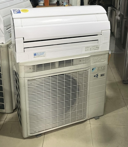 Máy lạnh Daikin URUSARA nội địa nhật inverter 2.5HP tiết kiệm điện Gas R32 mới 95%
