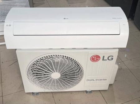 Máy lạnh LG IEC12M1 inverter 1.5HP tiết kiệm điện mới 99% date 2025