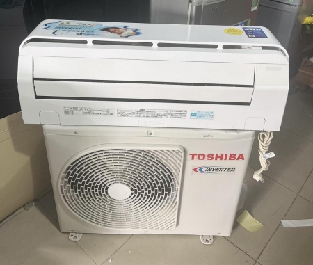 Máy lạnh nội địa Toshiba inverter 1hp tiết kiệm điện gas R32 mới 95%