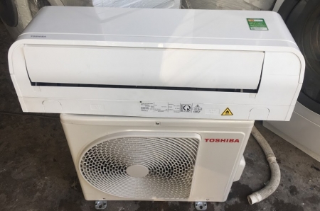 Máy lạnh Toshiba 1.0 HP RAS-H10QKSG-V MỚI 99%