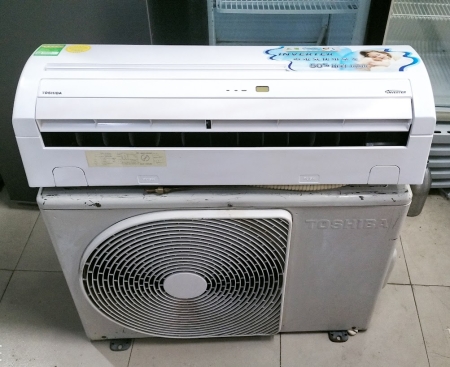 Máy lạnh Toshiba  inverter tiết kiệm điện 1hp  Gas R410 mới 95%