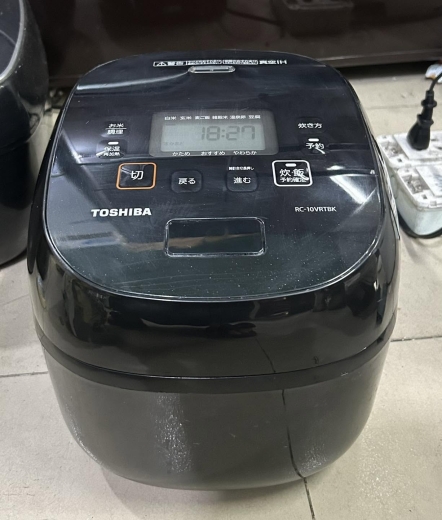 Nồi Cơm Điện Hút Chân Không Toshiba RC-10VRTBK 1 Lít