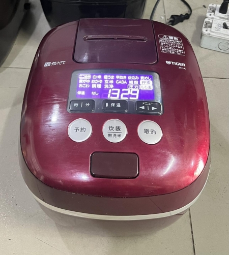 Nồi cơm điện nội địa TIGER JPC-A102 áp suất 2 bi date 2019