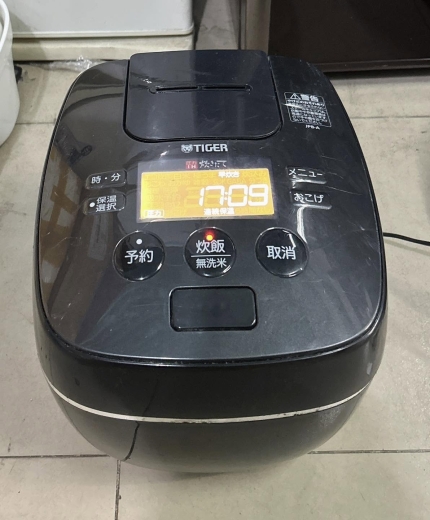 Nồi cơm điện TIGER JPB-A100 - 1.0L -áp suất 2 bi