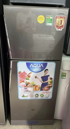 Tủ lạnh cũ Aqua 165 lít AQR-U185BN mới 95%