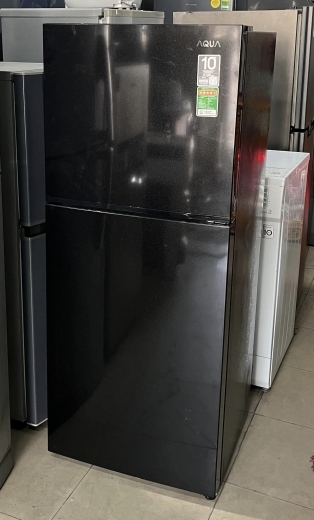 Tủ lạnh cũ Aqua Inverter 189 lít AQR-T220FA(FB) mới 99%