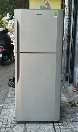 Tủ lạnh cũ Hitachi R-Z400EG6  335  lít 