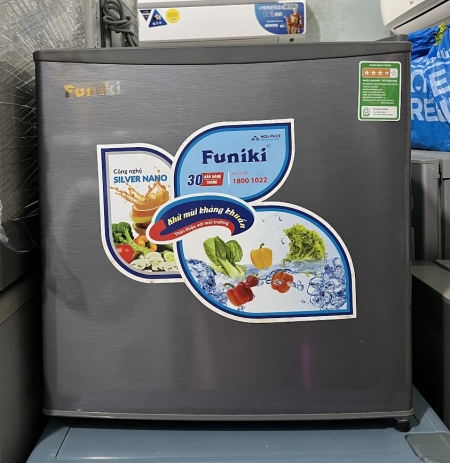 Tủ lạnh cũ mini Funiki 46 lít FR-51CD mới 99%