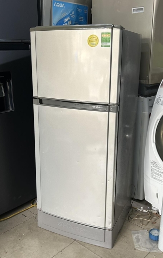 Tủ lạnh cũ sharp 165 lít  không đóng tuyết mới 95%