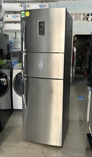 Tủ lạnh Electrolux EME3500SA 350L có ngăn đông mềm 
