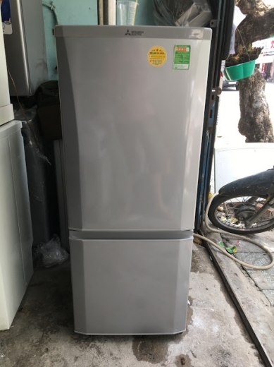 Tủ lạnh Mitsubishi Electric MR-P16G-SL-V 147 lít mới 95%