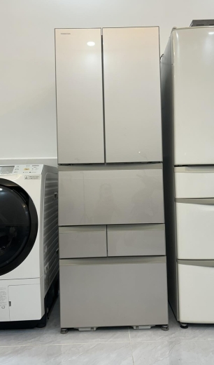 Tủ lạnh Toshiba GR-V460FK-EW gương  date 2024 mới 99%