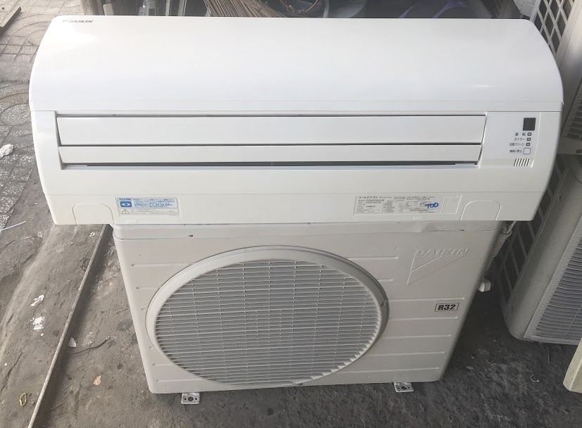 Máy Lạnh Daikin F28Ptes-W 1,5Hp Inverter Tiết Kiệm Điện Mới 98%