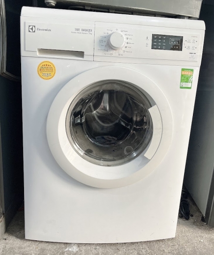 Máy  giặt cũ   ELECTROLUX 7 KG EWP85752 mới 95%