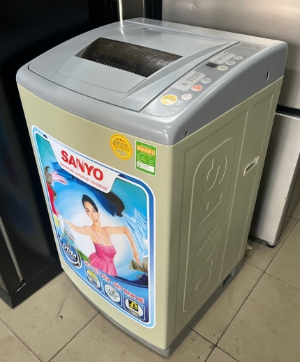 Máy giặt cũ Sanyo 6.8 kg lòng inox không rỉ