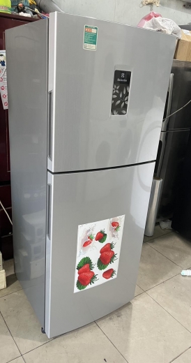 Tủ lạnh Electrolux ETB2102PE 211 lít không đóng tuyết mới 95%